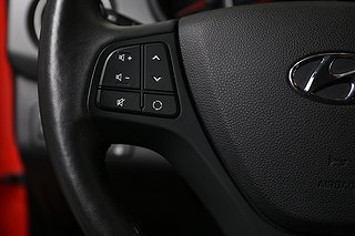 Halvkombi Hyundai i10 10 av 17