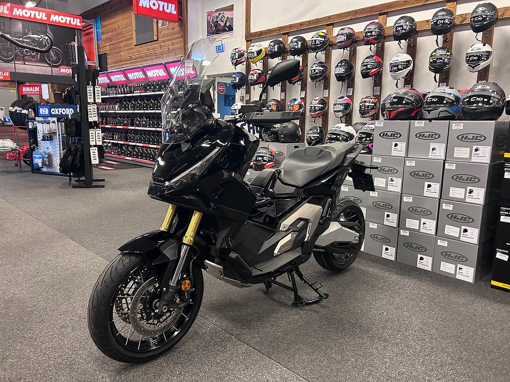 Honda X-ADV 750 