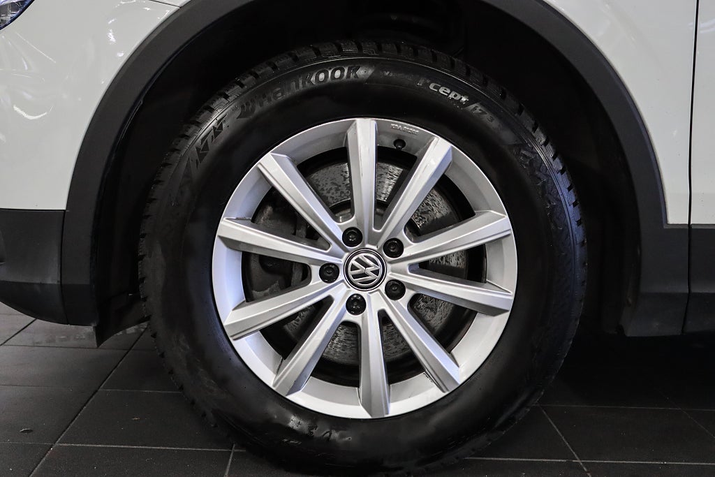 Volkswagen Tiguan 2.0 TSI OPF 4Motion Base Cockpit Värmare