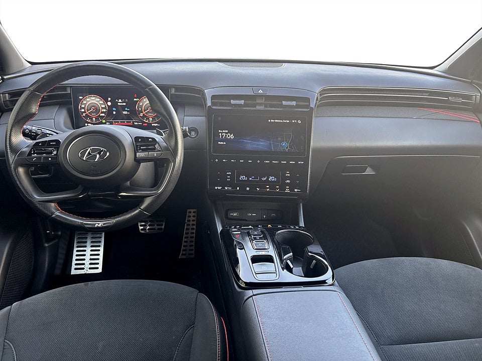 Bild på Hyundai Tucson N-Line PHEV 265hk Aut 4WD ELSTOL B-KAMERA NAVI