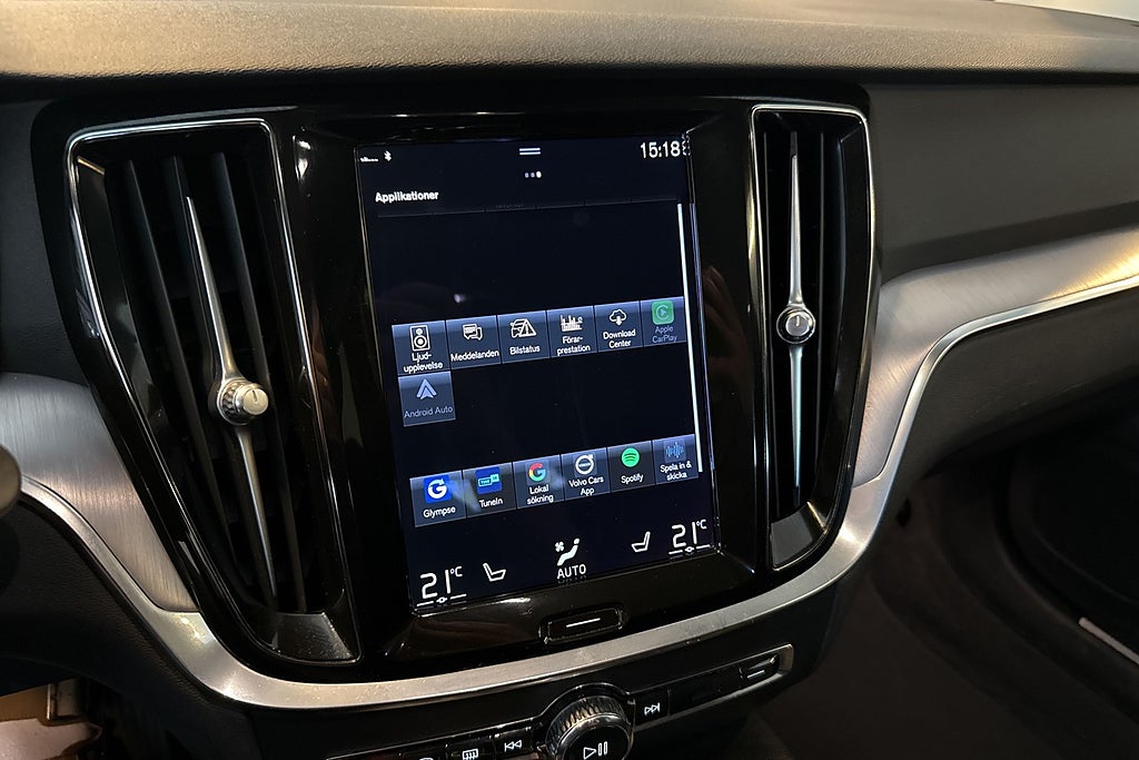 Volvo V60 Recharge T6 AWD Geartronic Kamera H/K Navi Värmare  miniatyr 9