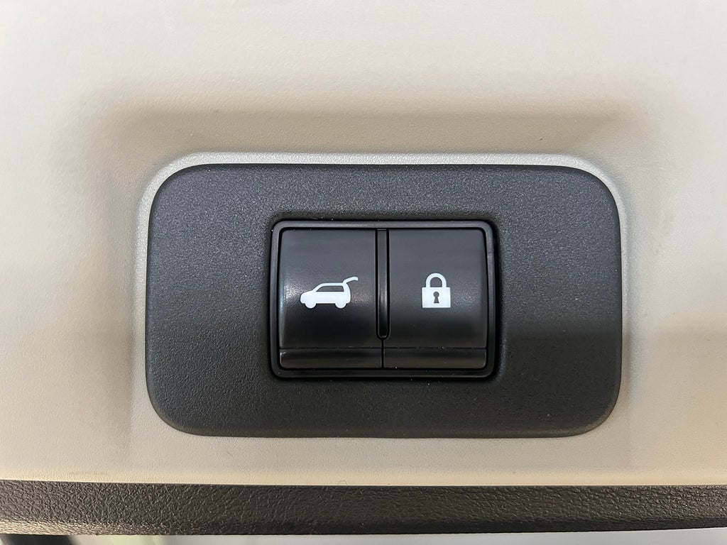 Nissan Ariya Advance 63kWh 218hk | Moms | 40mils räckvidd