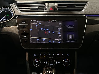 Skoda Superb Kombi 2.0 TDI 4x4 Business Edition L&K Drag Dvärm GPS Kamera SoV