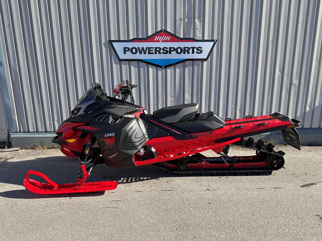 Lynx Brutal Re 850 E-tec 400mm  