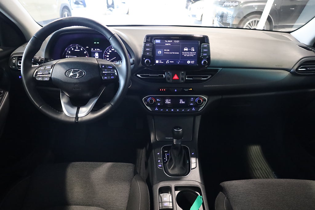 Hyundai i30 1.0 T-GDI DCT MHEV Essential Kamera Rattvärme Leasbar 2023