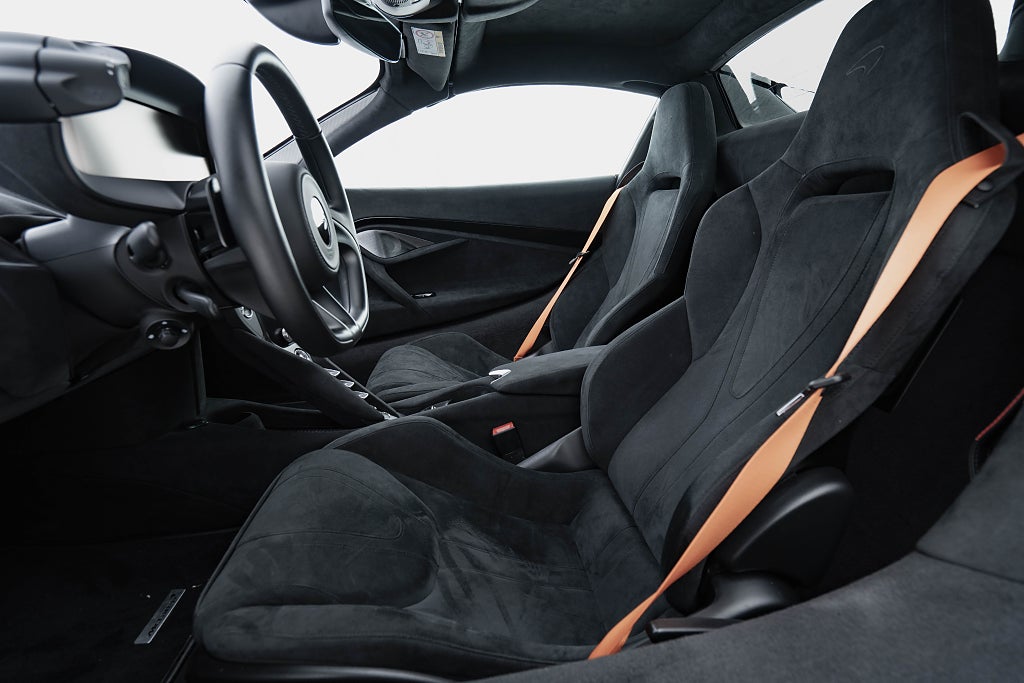 Gallery image 11 of 17