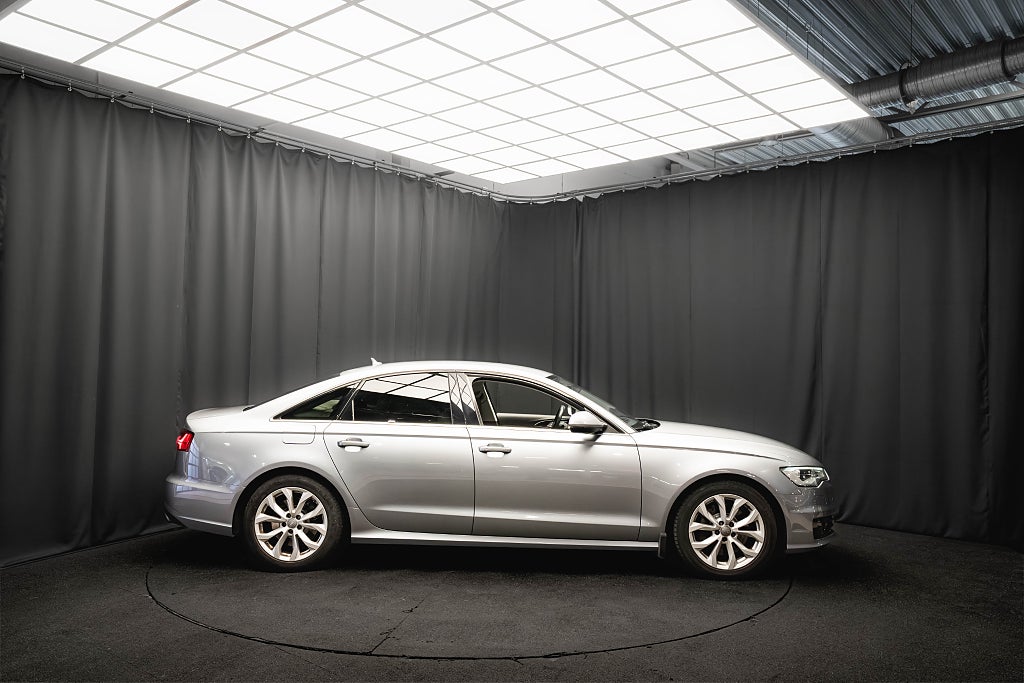 Audi A6 TDI V6 272hk QUATTRO LUFT D-VÄRM LÄDER 360° 1-ÄGARE