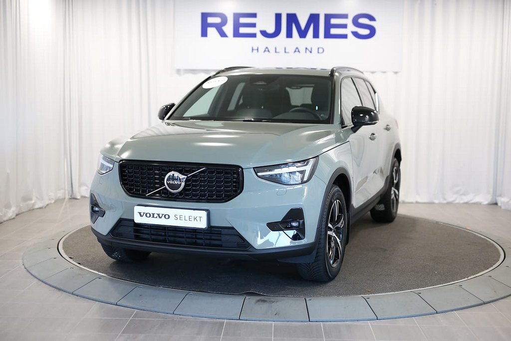 Volvo XC40 B4 FWD Bensin Plus Dark