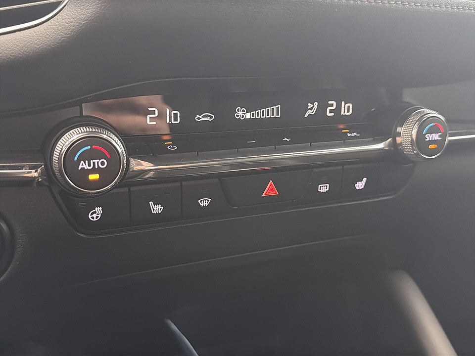 Bild på Mazda 3 Hatcback 2.0 SKYACTIV-G M 150hk Aut B-KAMERA RATTVÄRME