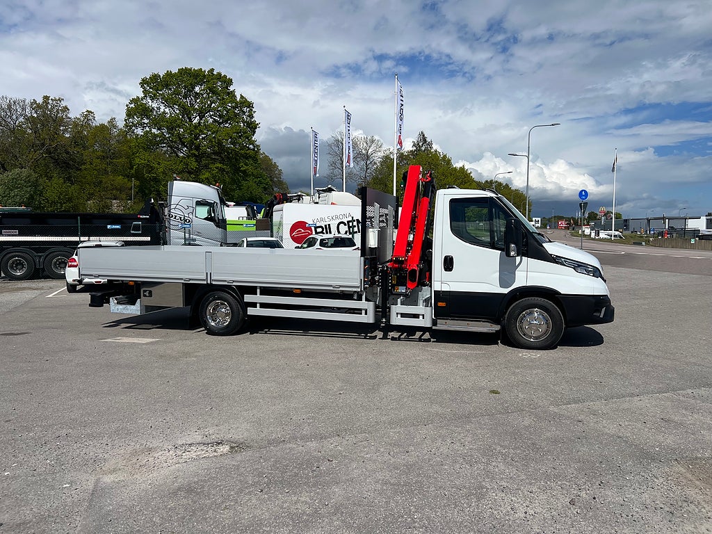 Iveco Daily 72C18 A8 Kranbil Palfinger Kran Fullutrustad