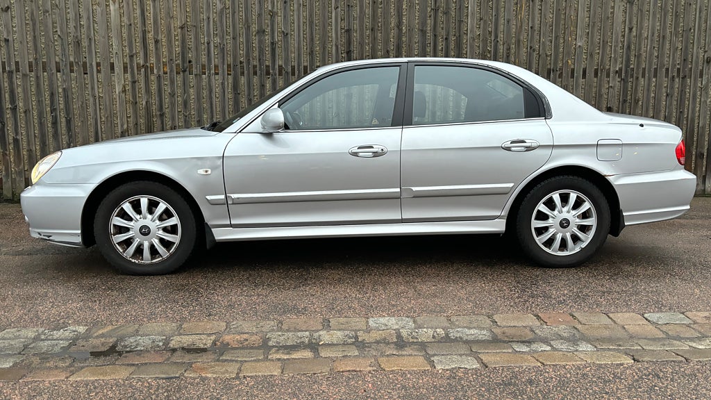 Hyundai Sonata 2.0 | Automat | 1Ägare sedan ny | Endast 8042mil | 