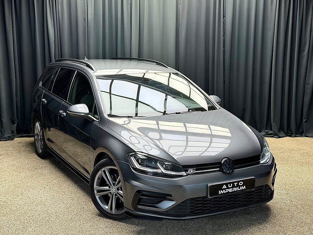 Volkswagen Golf Sportscombi 2.0 TDI R-Line Cockpit Kamera Värmare Drag