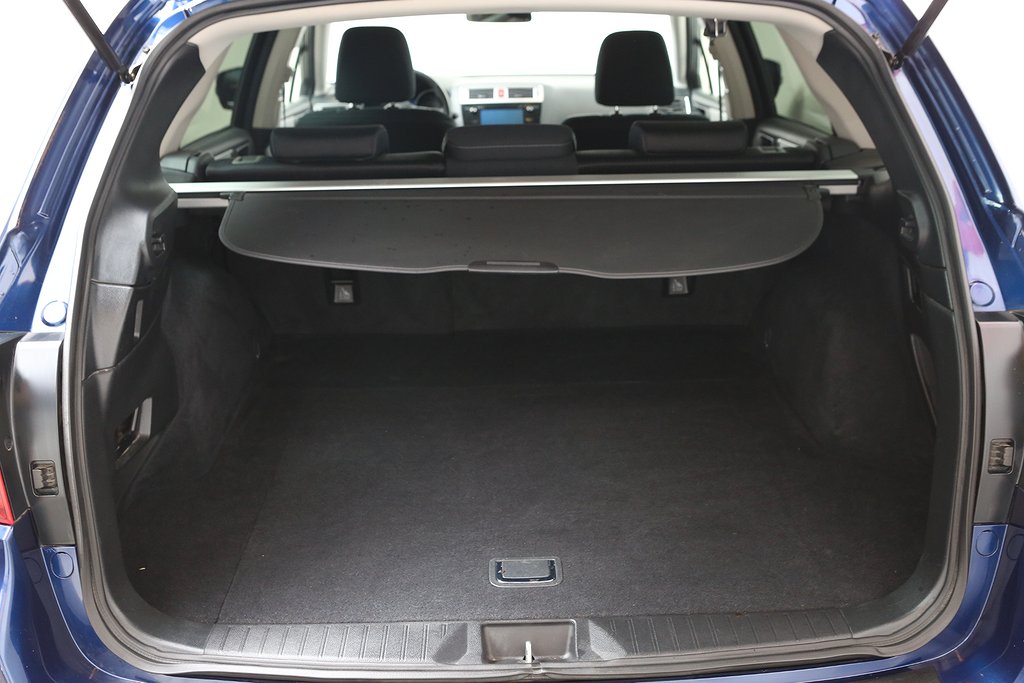 Subaru Outback 2,5i 175hk Base AWD Extraljus Motorv Drag 2016