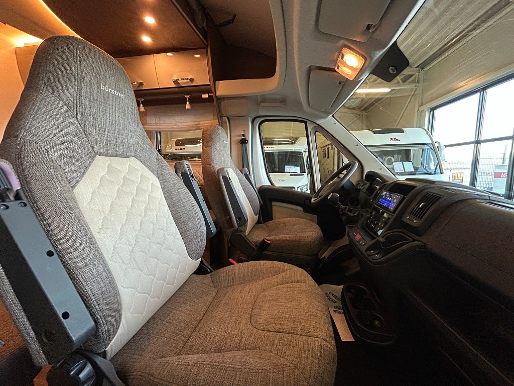 Bürstner Lyseo T 736 / Taksäng / Elpatron / Duo-control - Bürstner