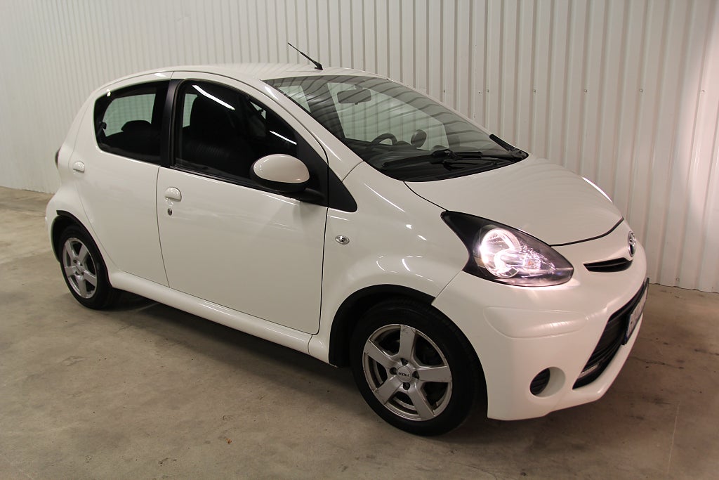 Toyota Aygo 5-dörrar 1.0 VVT-i Automat, 1 ägare, bluetooth