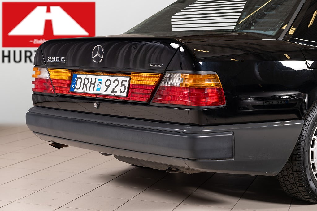 Mercedes-Benz 230 1989 - miniatyr 8
