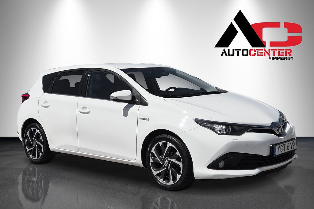 Toyota Auris Hybrid e-CVT Active Plus B-Kamera 4,99%Ränta 