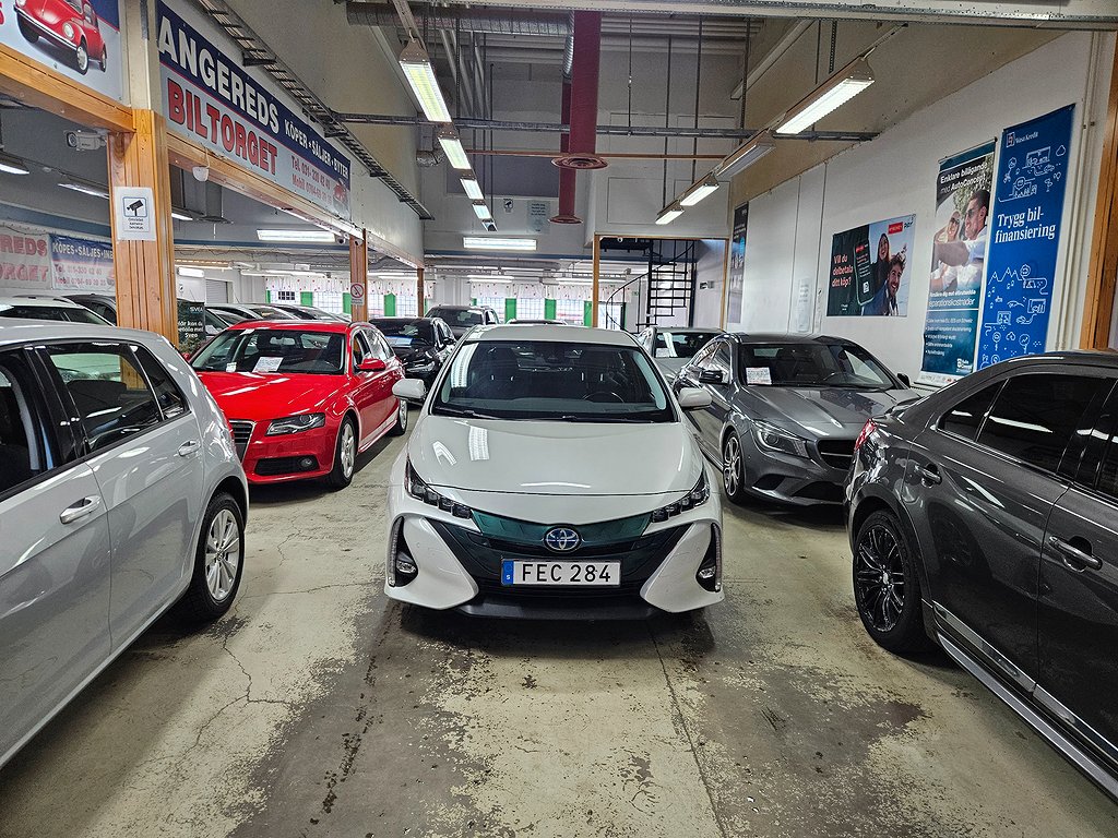 Toyota Prius Plug-in Hybrid 1.8 VVT-i Plug-in CVT, 123hk, 2019