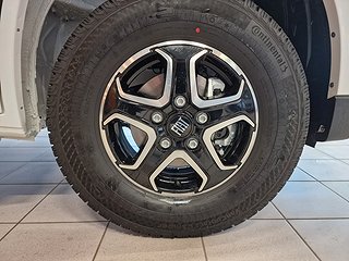 Husbil-halvintegrerad Adria Coral Plus 670 DL 9 av 31