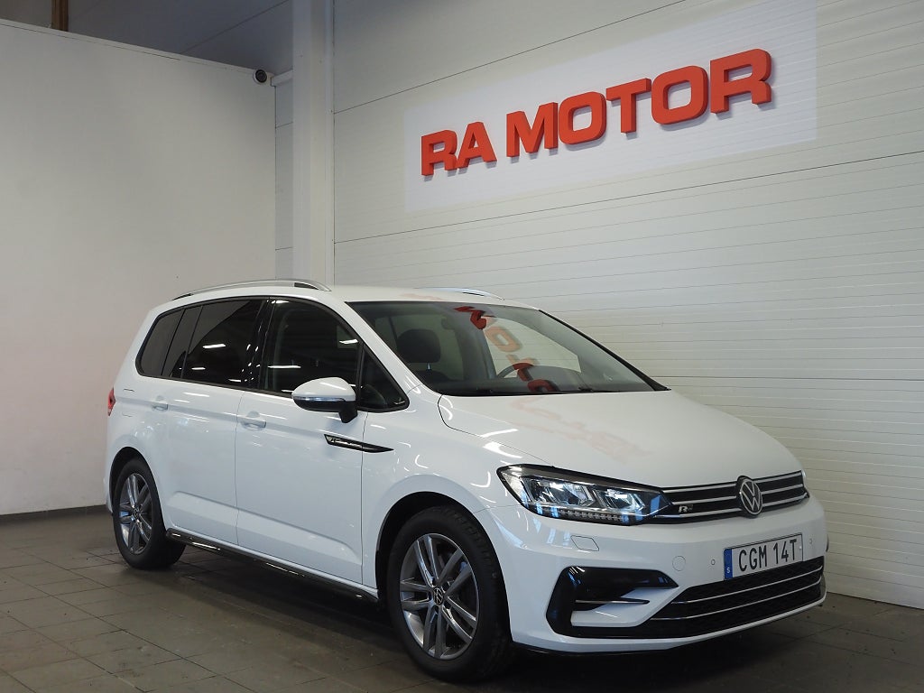 Volkswagen Touran 1.5 TSI 150hk DSG R-Line | 7-sits | Pluspaket | 2021