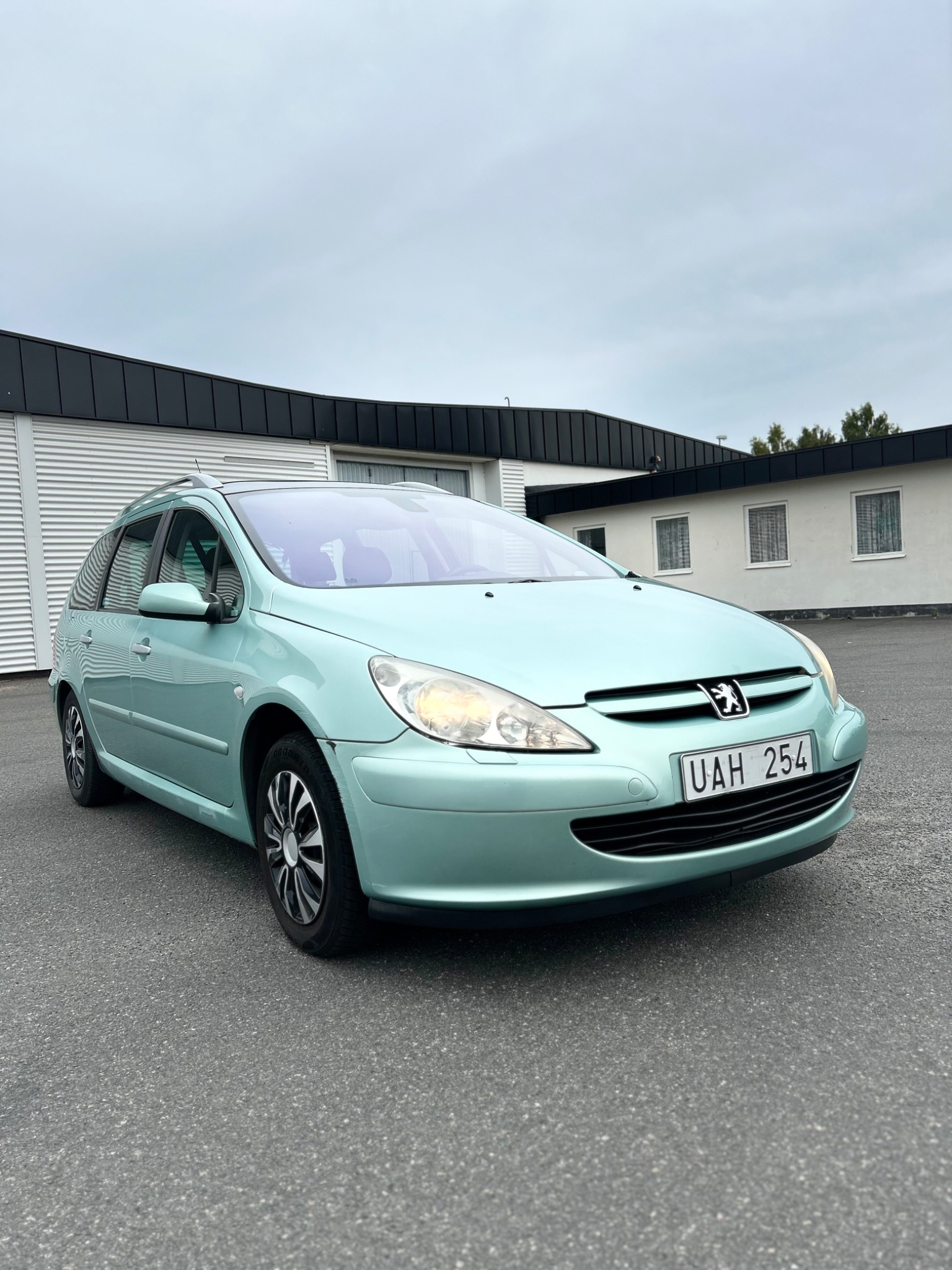 Peugeot 307 SW 2.0 HDi Euro 3 2003, kuva 2/10