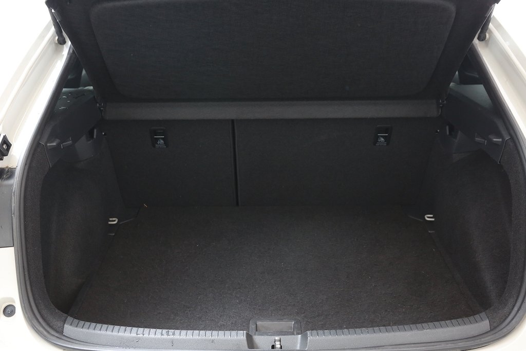 Volkswagen Taigo 1,0 TSI OPF R-Line DSG Motorvärmare 2023