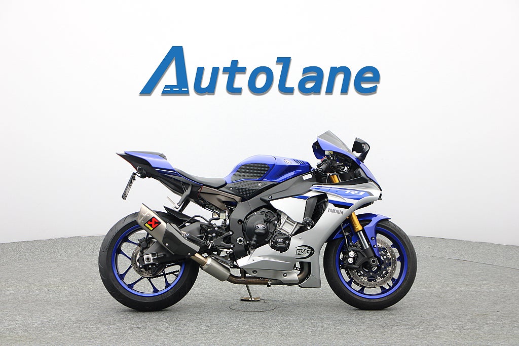 Yamaha YZF-R1 *Akrapovic Nyservad