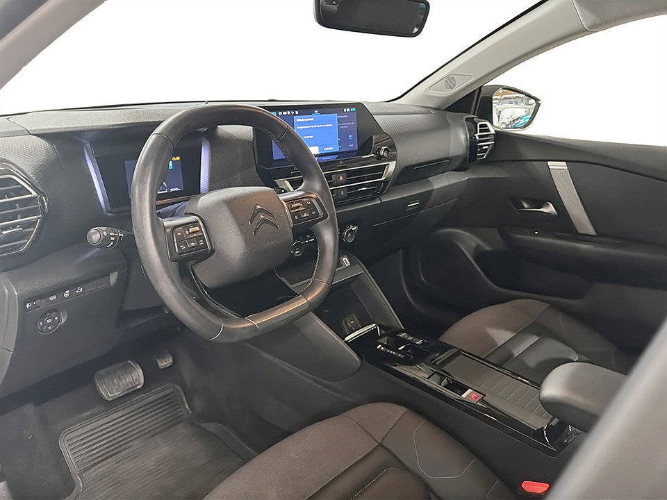 Bild på Citroën C4-X Shine 1.2 PT 130hk Aut B-KAMERA CARPLAY