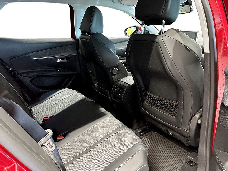 Bild på Peugeot 3008 Allure 1.5 BHDi 130hk Aut DRAG BACKSENSOER