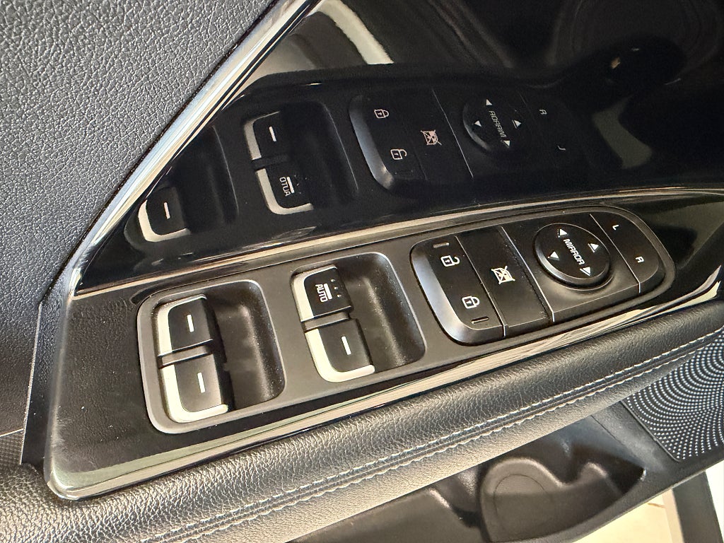 Kia Niro Hybrid DCT Advance Plus Euro 5 Navi SoV Hjul thumbnail
