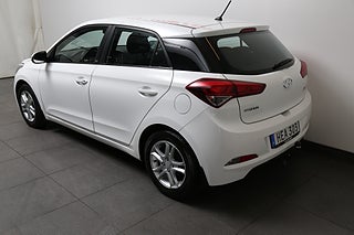 Halvkombi Hyundai i20 4 av 24