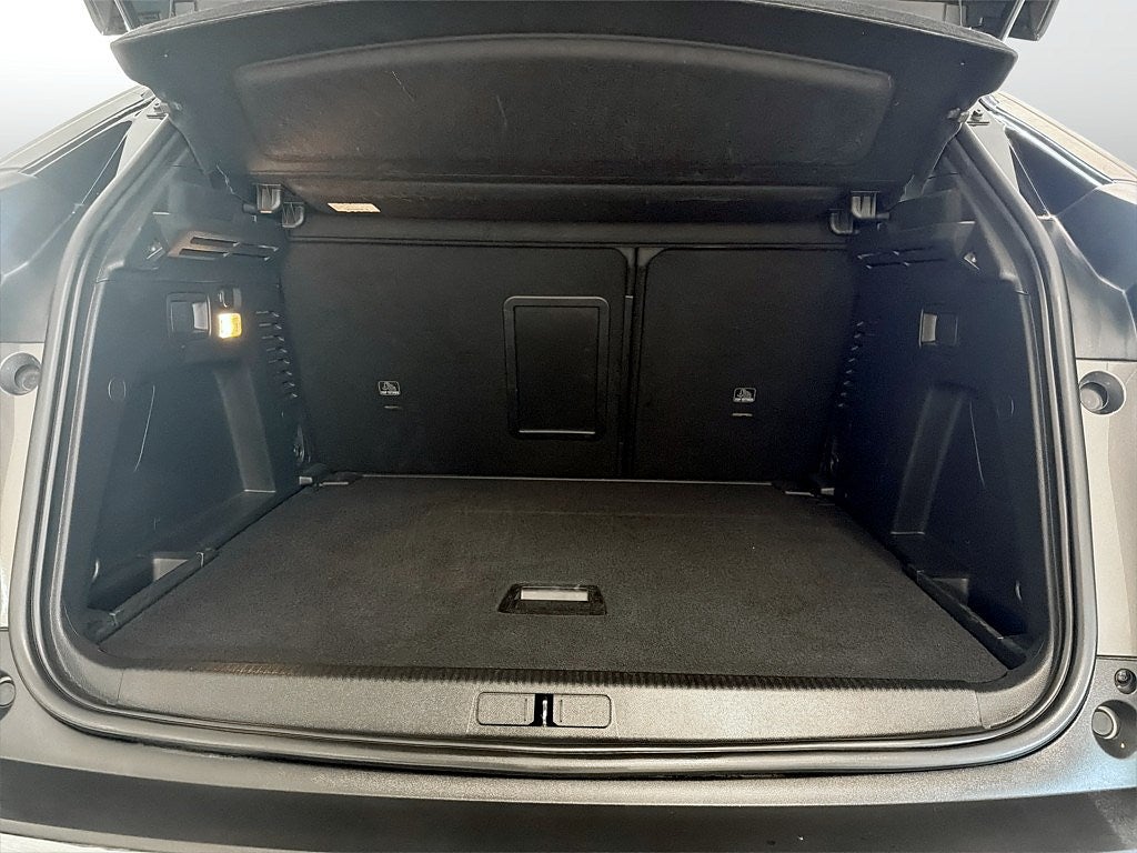 Bild på Peugeot 3008 GT 1.2 PT 130hk Aut - B-KAMERA, CARPLAY