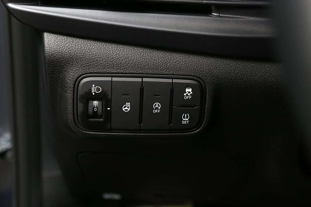 Hyundai Bayon Essential 1.2 MPi | Manuell | Moms | Låga mil 2025