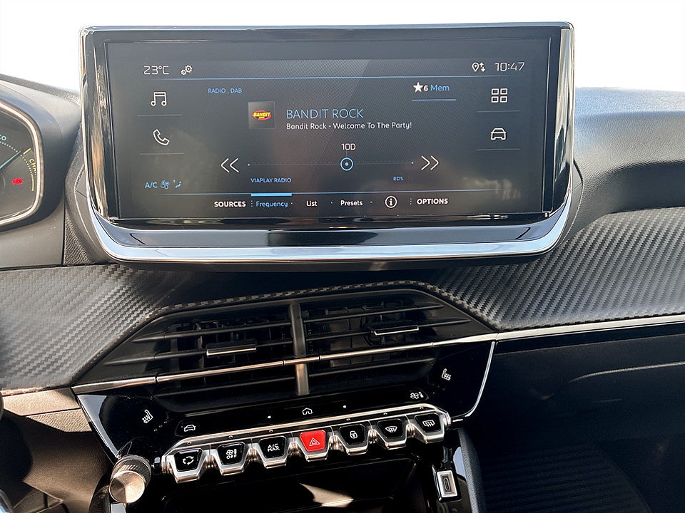 Bild på Peugeot 208 Style Hybrid 100hk Aut CARPLAY BACKSENSORER