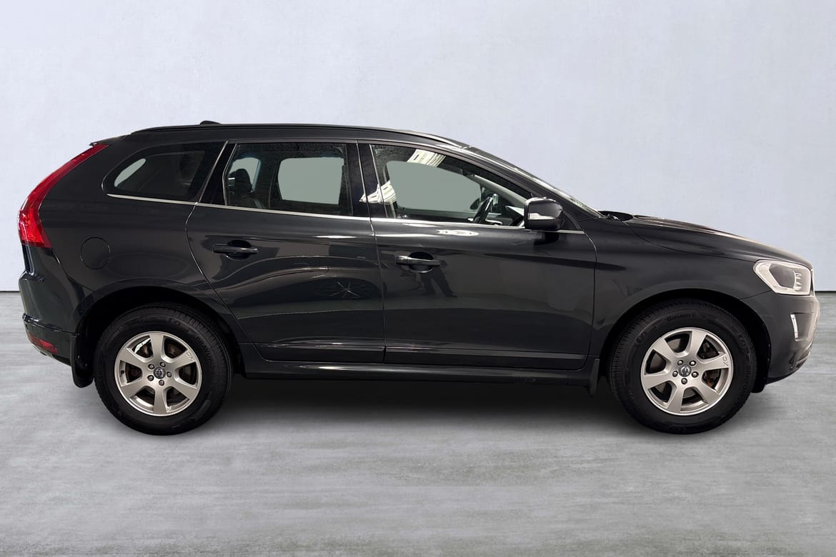 Volvo XC60 D4 AWD Momentum Business E II 2014, bild 3/10
