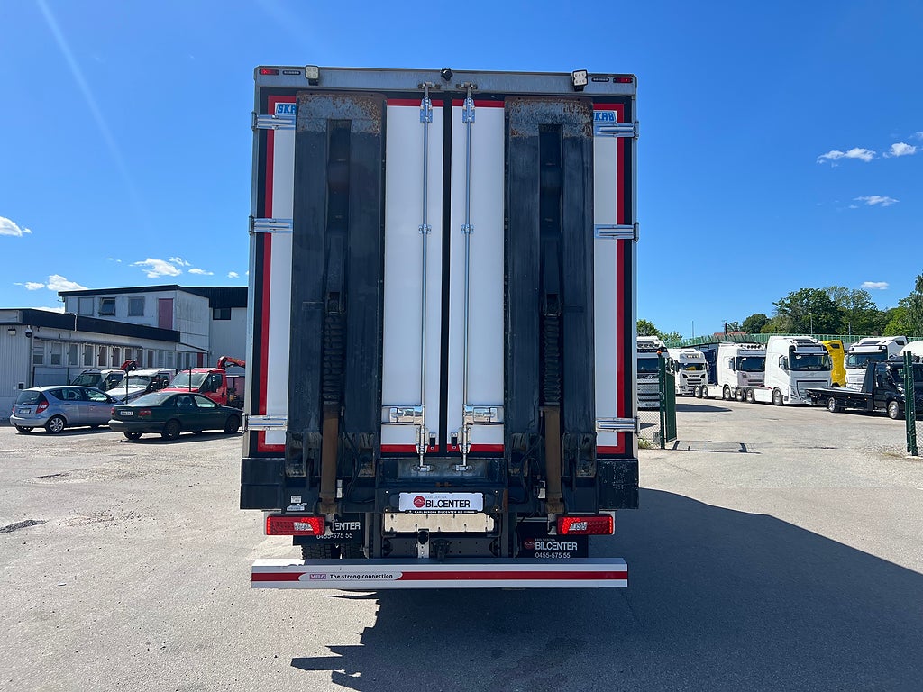 Scania G320 4x2 Maskintransport, Borrigg, Servicebil
