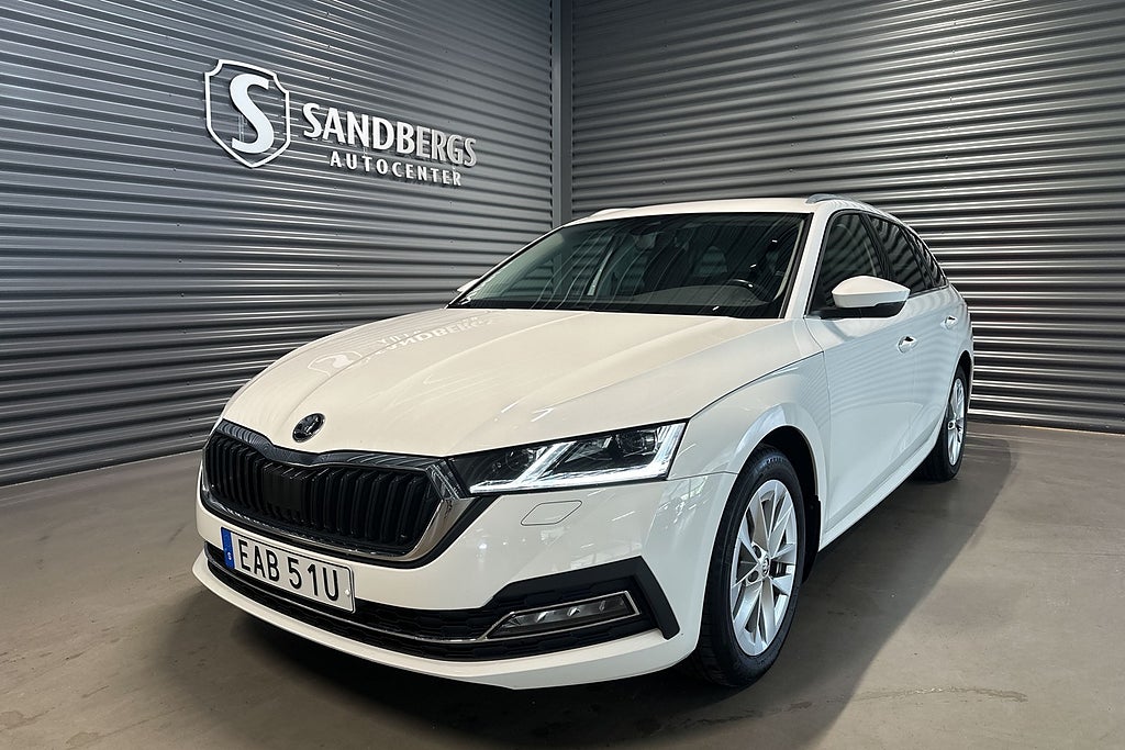 Skoda Octavia Kombi 2.0 TDI 4x4 Backkamera Värmare Keyless Drag Eu6