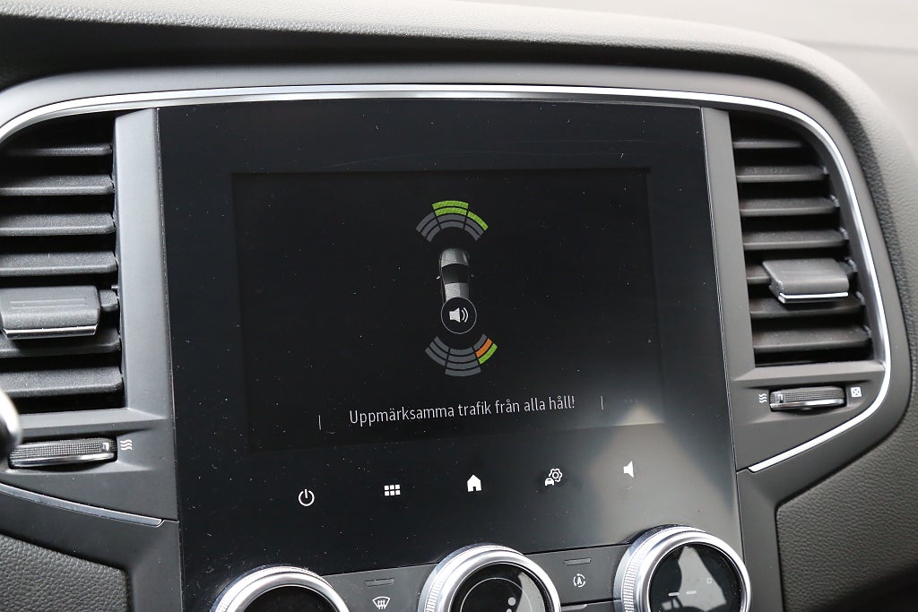 Renault Mégane Sport Tourer 1,3 TCe 140hk Keyless P-Sensorer Leasbar 2023