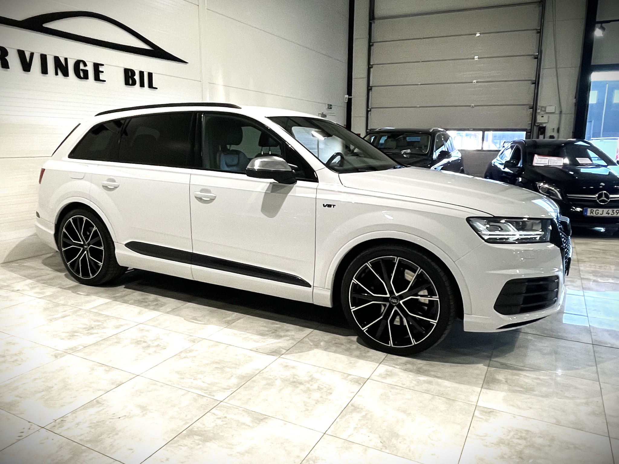 Audi SQ7 4.0 TDI V8 Quattro 2017, bild 2/57