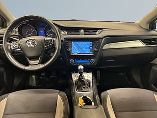 Toyota Avensis Kombi 1.8 Valvematic Drag/Kamera/Värmare/Navi/SoV-Däck – bild 8