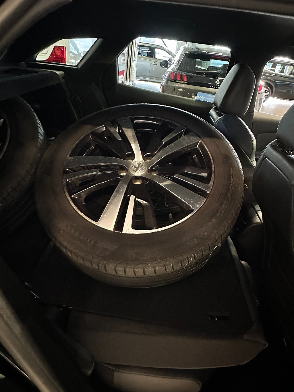 Peugeot 3008 GT-Line 1.2 PureTech 130hk B-kamera Euro 6 thumbnail