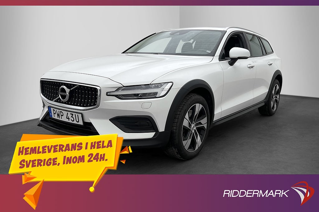 Volvo V60 Cross Country B4 AWD Momentum Värm Panorama Drag