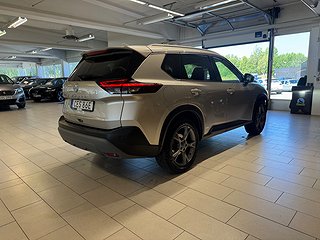 Nissan X-Trail 1.5 VC-T/7-sits/360°Kamera/P-sens/Rattvärme