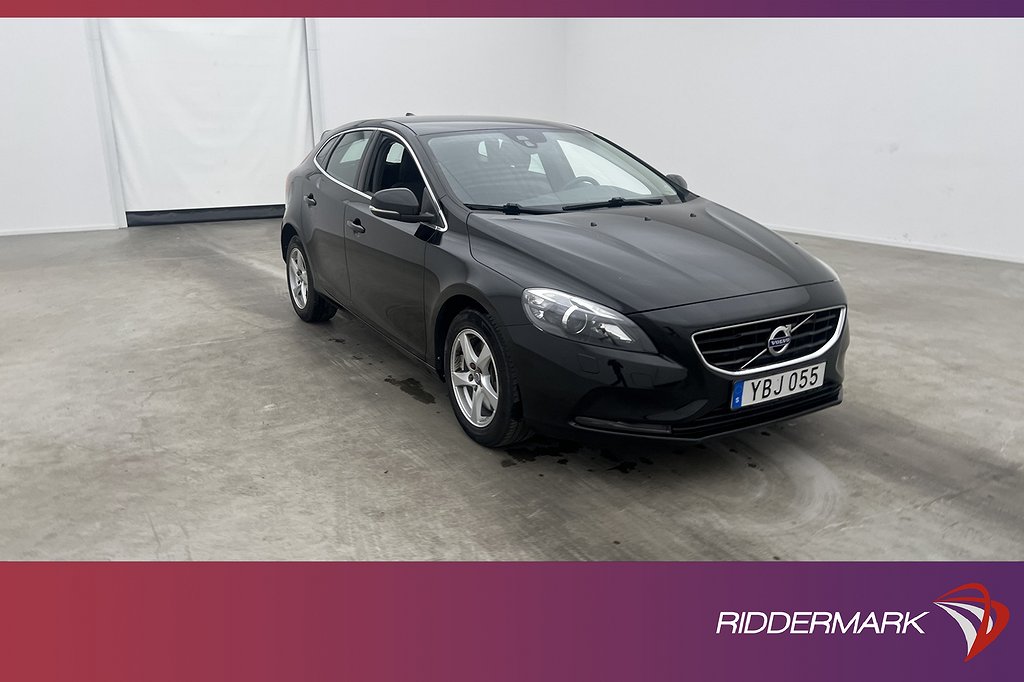 Volvo V40 D4 190hk Momentum VOC Värmare Sensorer Halvskinn