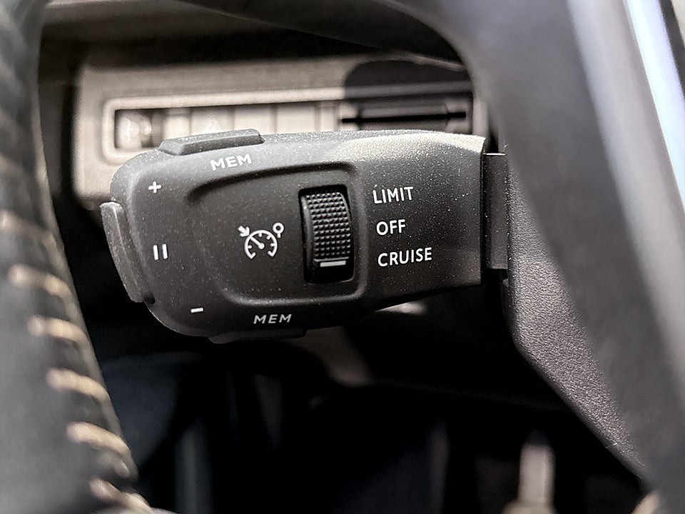 Bild på Peugeot 5008 Active Pack 1.2 PT 130hk 7-SITS B-KAMERA CARPLAY