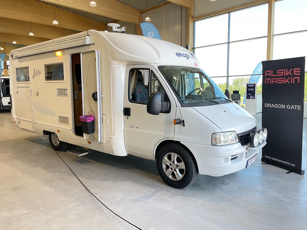 Elnagh Joxy 16 /B-körkort/ Garage / Ugn / 1995kr mån/