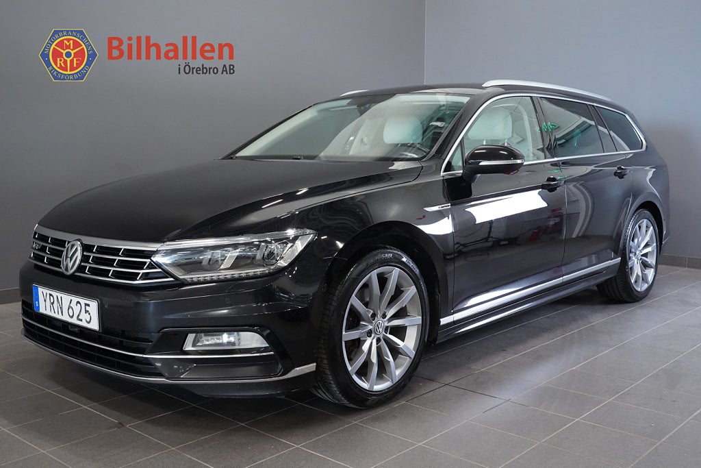 Volkswagen Passat Sportscombi 2.0 TDI 4Motion R-Line Drag Värmare Skinn