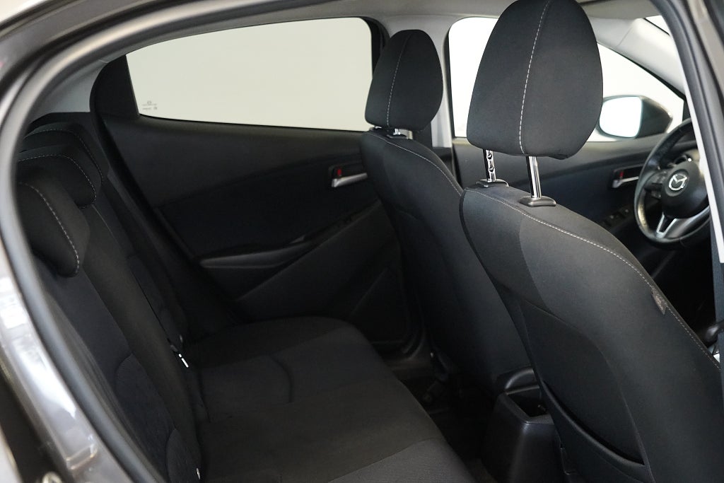 Mazda 2 2016 - miniatyr 11