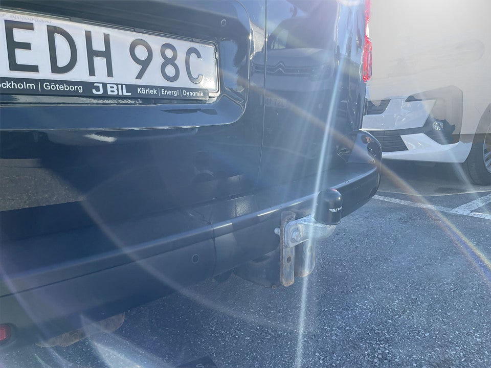 Bild på Opel Vivaro-e Crew Premium 136hk Aut L3 B-KAMERA DUBBLA SKJUTDÖRRAR