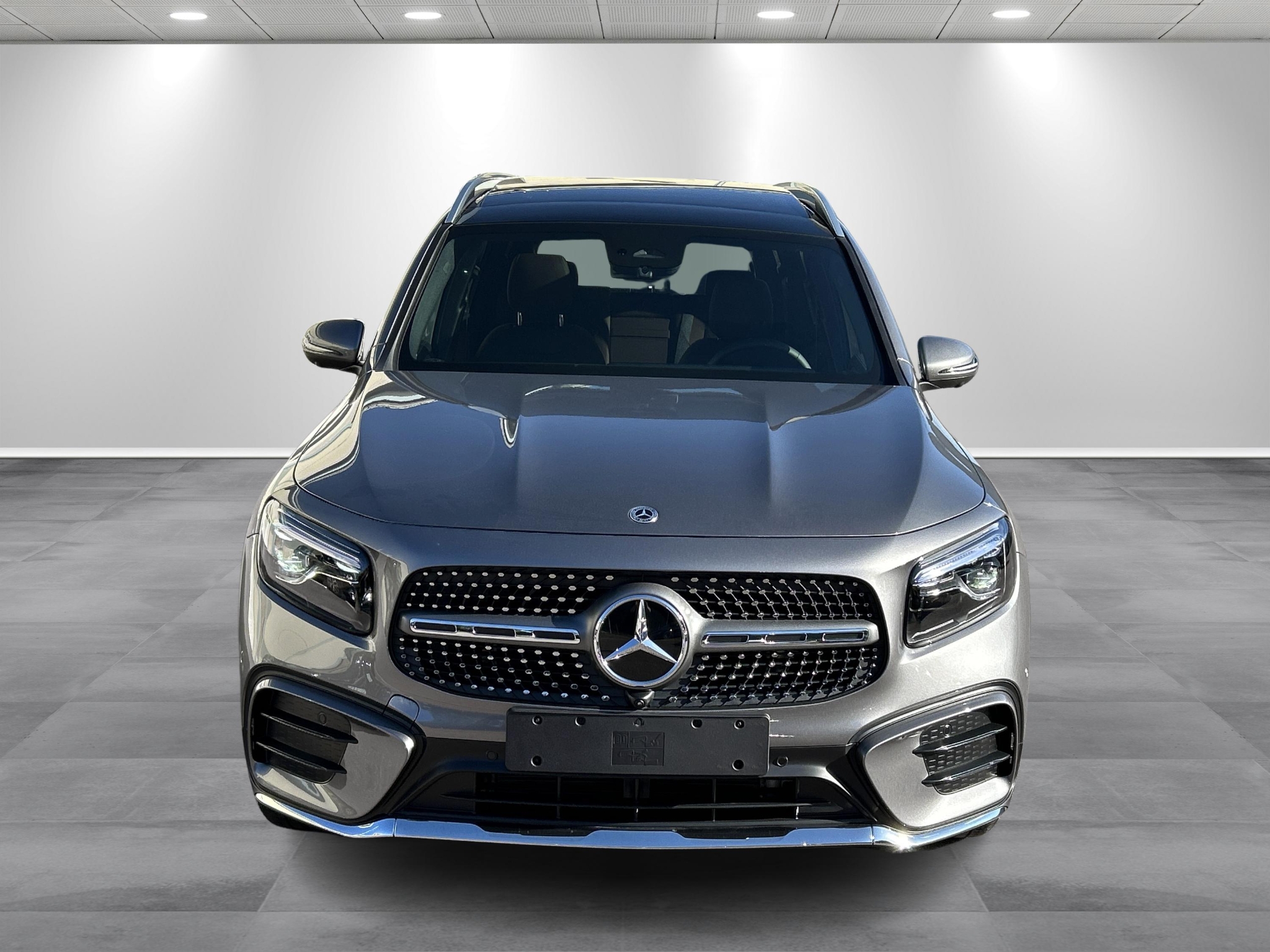 Mercedes-Benz GLB 220 d 4MATIC AMG Line 2026, kuva 4/10
